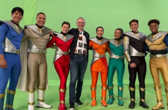 Hasbro’s Power Rangers Auction Upsets Actors and Fans